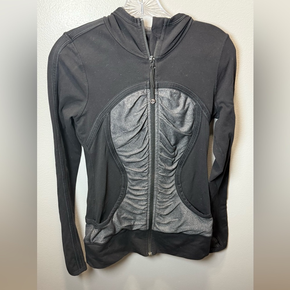 Lululemon Women’s Pure Balance Black Gray Hooded Jacket Size 6